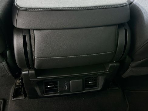 Used 2025 GMC Sierra 1500 SLT RWD image 26