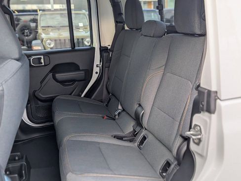 New 2026 Jeep Gladiator Sport image 22