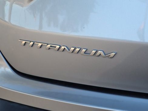 Used 2024 Ford Edge Titanium image 14