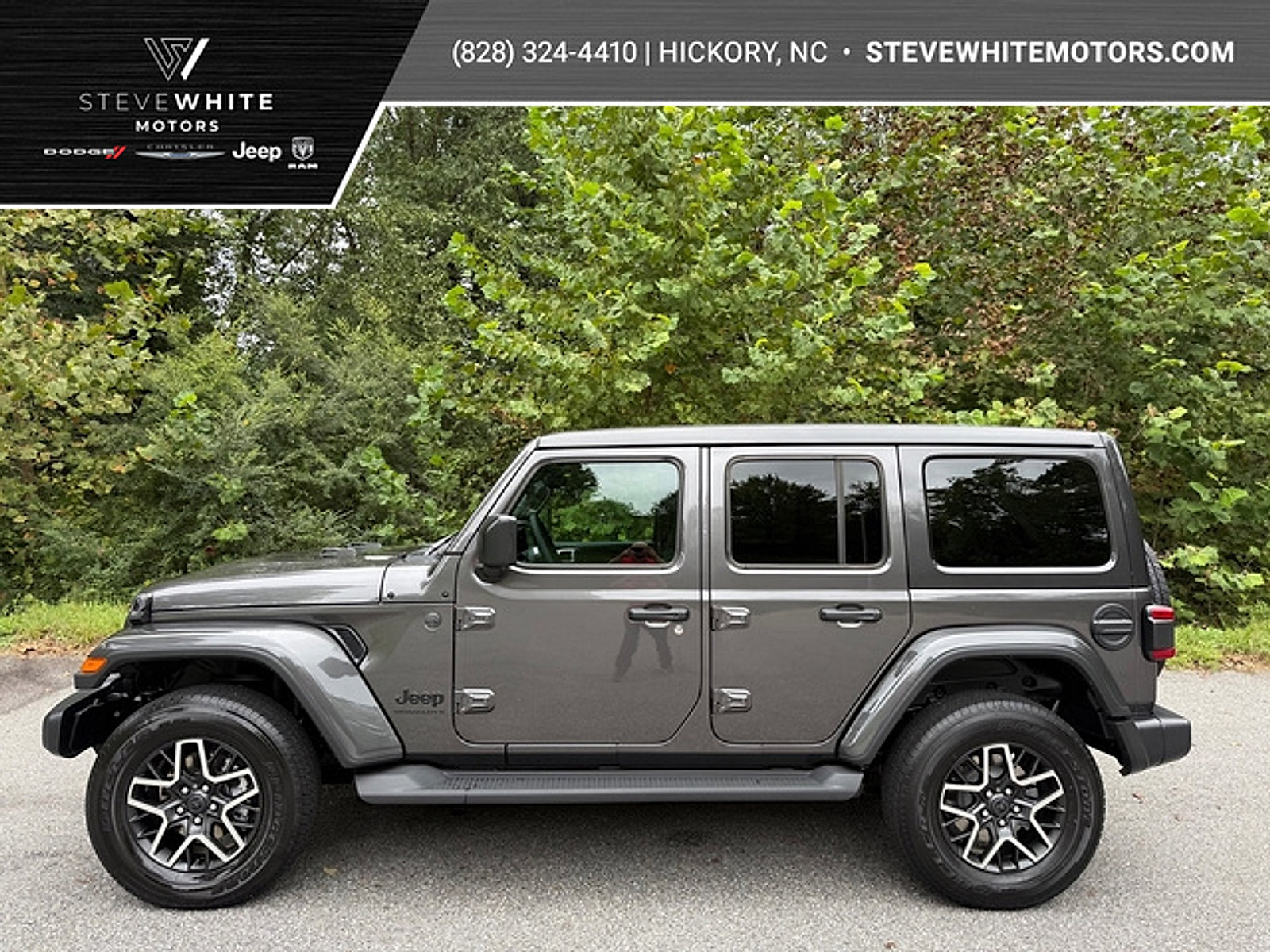 New 2027 Jeep Wrangler Unlimited Sahara AWD/4WD image 1