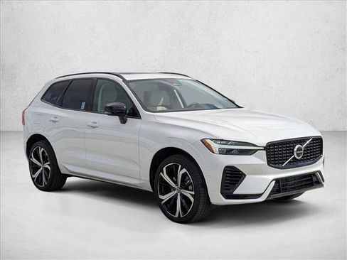 Used 2023 Volvo XC60 T8 Ultimate w/ Protection Package Premier image 3