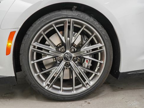 Used 2023 Chevrolet Camaro ZL1 RWD image 27