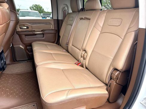 Used 2024 RAM 2500 Limited w/ Towing Technology Group AWD/4WD image 23