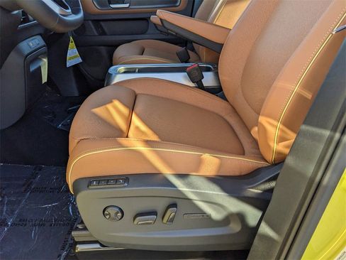 New 2025 Volkswagen ID. Buzz Pro S Plus image 17