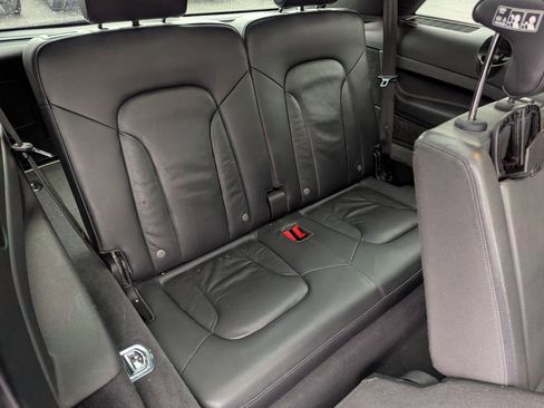 Used 2014 Audi Q7 3.0T S line Prestige w/ S Line Package image 37