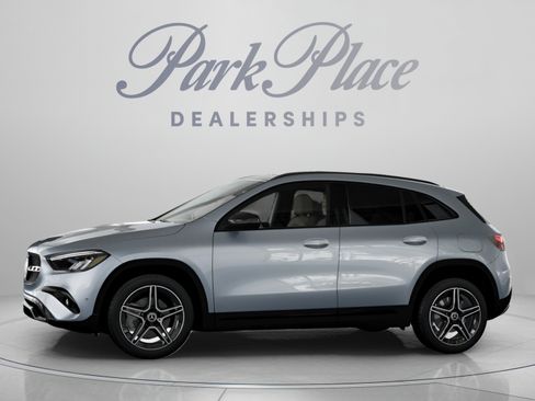 Certified 2026 Mercedes-Benz GLA 250 4MATIC image 4