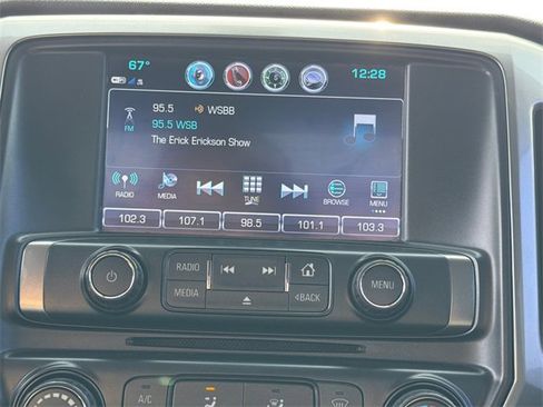 Used 2018 Chevrolet Silverado 1500 LT image 28