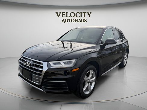 Used 2020 Audi Q5 2.0T Premium Plus AWD/4WD image 3
