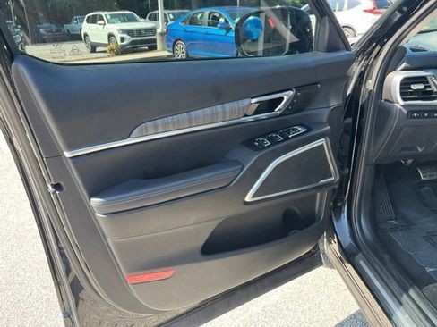 Used 2024 Kia Telluride SX Prestige AWD/4WD image 5
