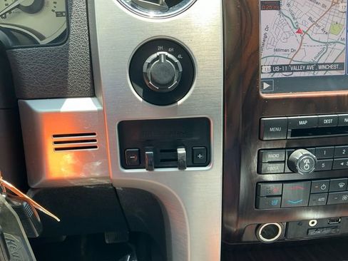 Used 2010 Ford F150 Lariat AWD/4WD image 23