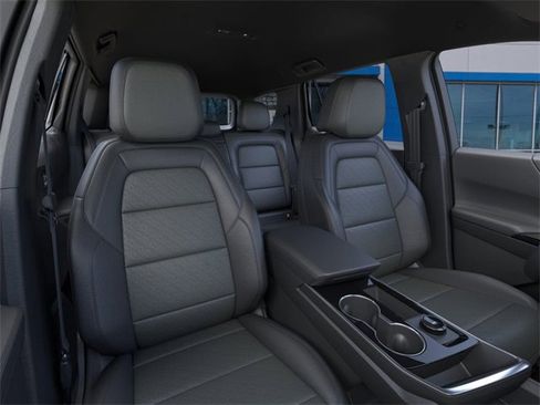 New 2026 Chevrolet Equinox LT w/ Convenience Package II image 16