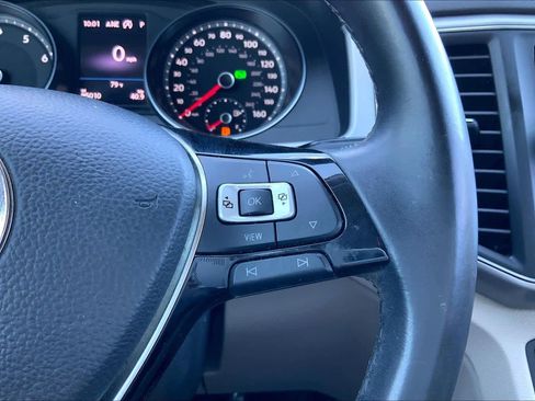 Used 2019 Volkswagen Atlas SE FWD image 25