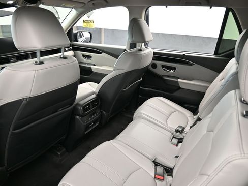 Used 2023 Honda Pilot EX-L image 36