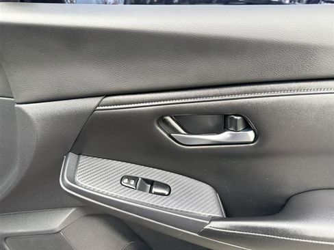 Used 2020 Nissan Sentra SV image 14