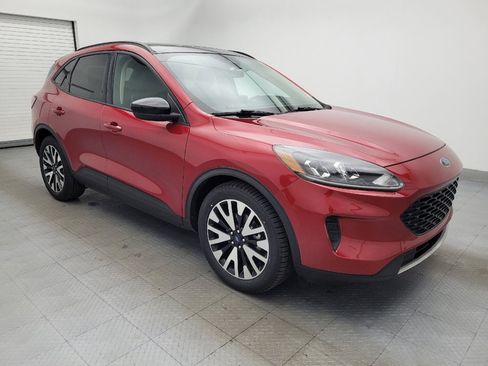 Used 2020 Ford Escape SE Sport image 11