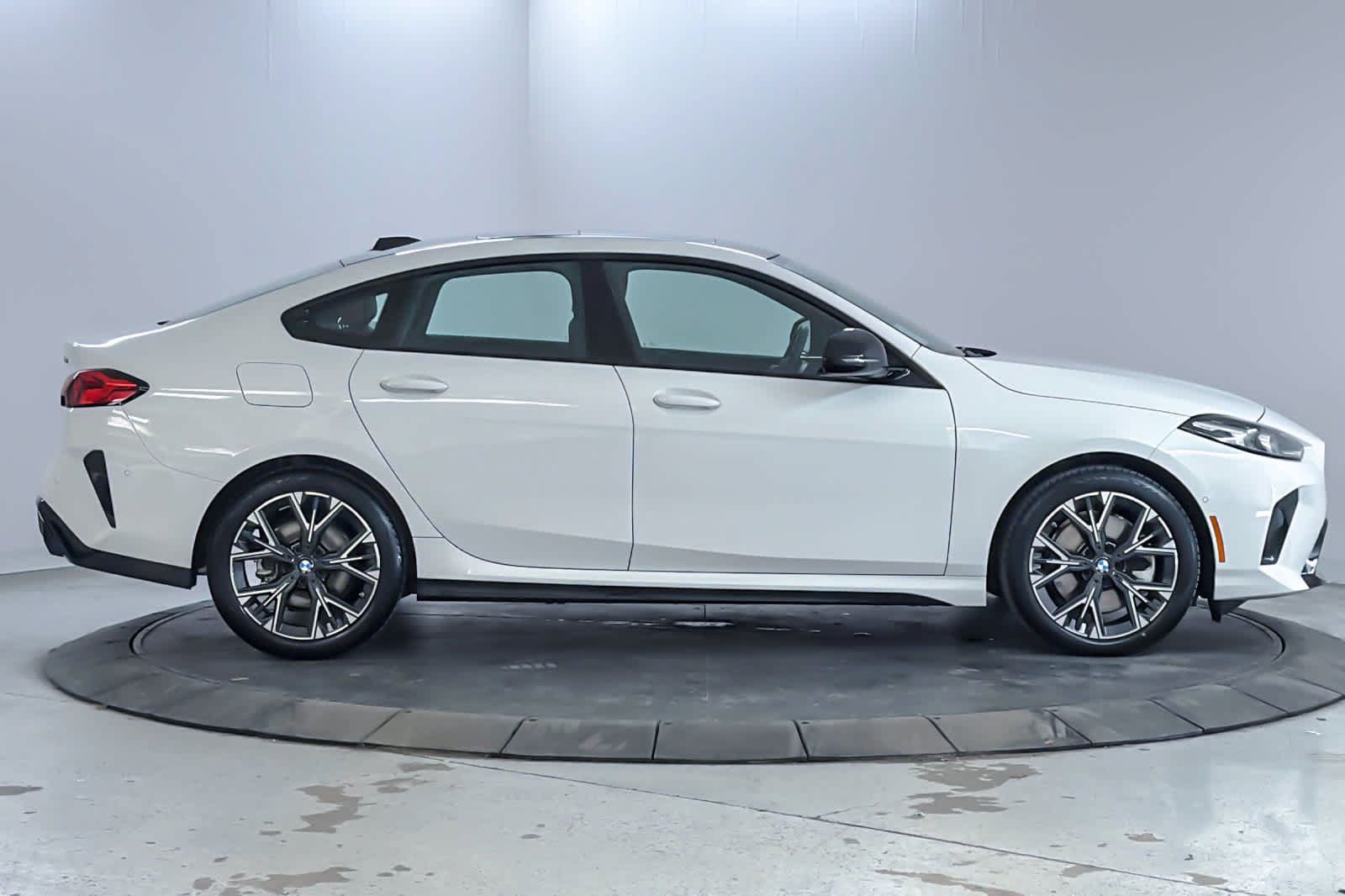 Used 2026 BMW 228i w/ Premium Package FWD image 8