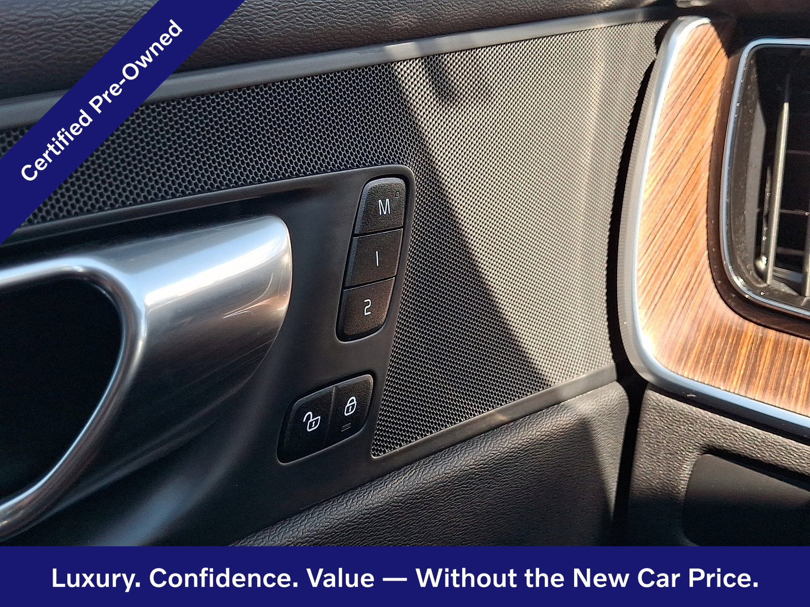 Certified 2023 Volvo XC60 B5 Plus w/ Climate Package AWD/4WD image 24
