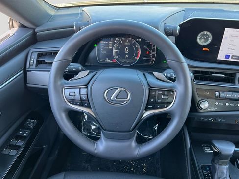 Certified 2023 Lexus ES 350 w/ Premium Package image 16