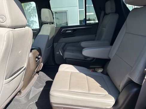 Certified 2025 Chevrolet Tahoe LT w/ Comfort Package AWD/4WD image 21