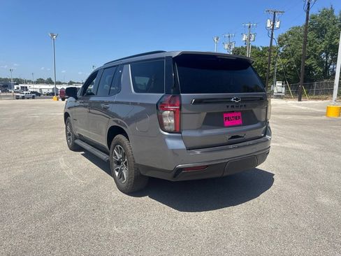 Used 2022 Chevrolet Tahoe Z71 w/ Luxury Package AWD/4WD image 6