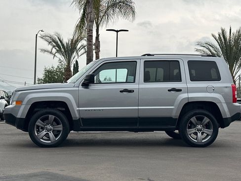 Used 2016 Jeep Patriot Sport image 7
