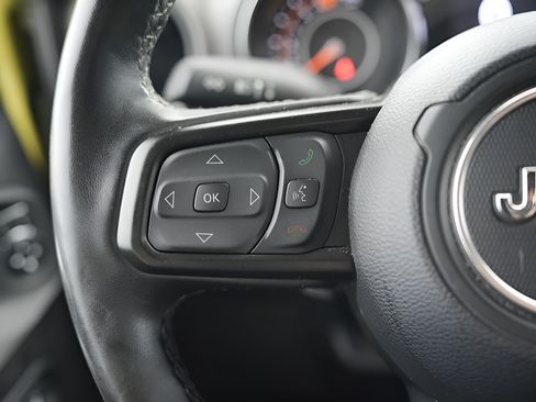 Used 2023 Jeep Wrangler Unlimited Sport AWD/4WD image 25