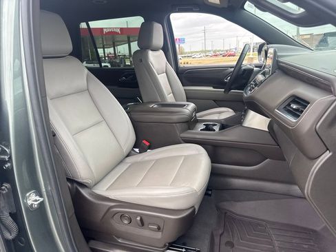 Used 2023 Chevrolet Tahoe Z71 w/ Luxury Package image 11