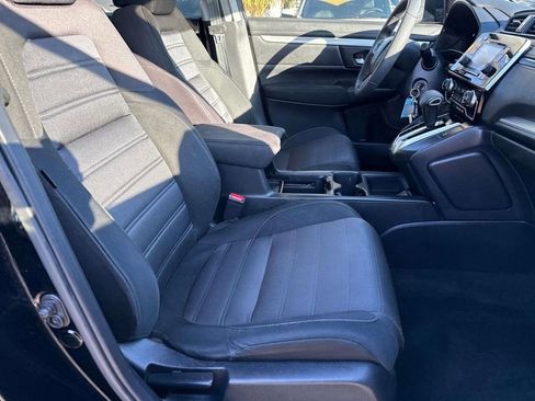 Used 2018 Honda CR-V LX image 11