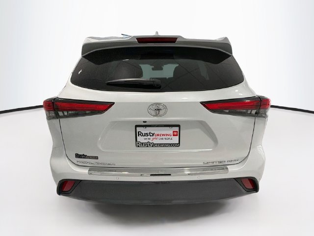 Used 2022 Toyota Highlander Limited w/ Protection Package #3 (TMS) AWD/4WD image 6
