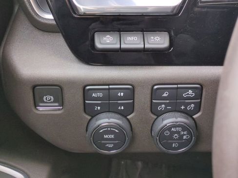 Used 2024 Chevrolet Silverado 1500 LTZ w/ LTZ Premium Package image 21