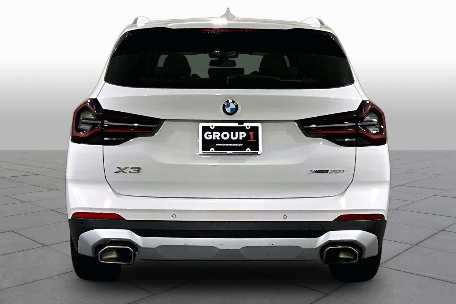 Used 2024 BMW X3 xDrive30i w/ Premium Package AWD/4WD image 4