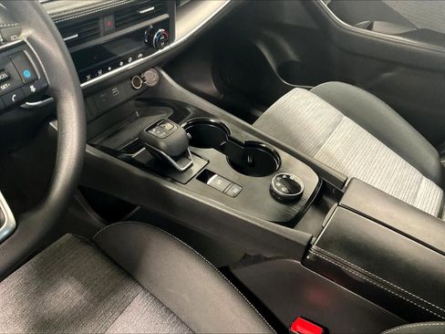 Certified 2023 Nissan Rogue SV AWD/4WD image 20