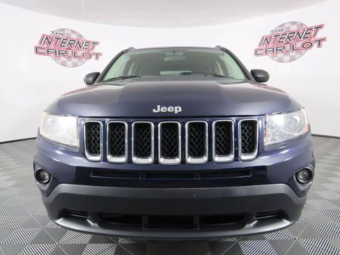 Used 2013 Jeep Compass Latitude w/ Sun/Sound Group image 2
