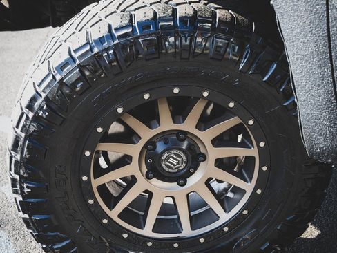 Used 2014 Toyota Tundra SR5 image 25