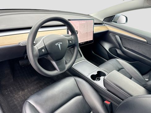 Used 2021 Tesla Model 3 Standard Range Plus RWD image 7