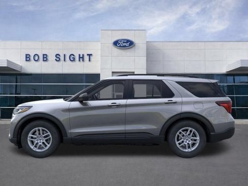 New 2026 Ford Explorer Active AWD/4WD image 4