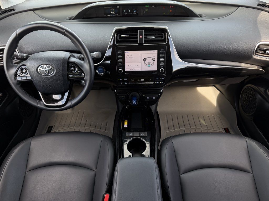 Used 2022 Toyota Prius FWD image 12