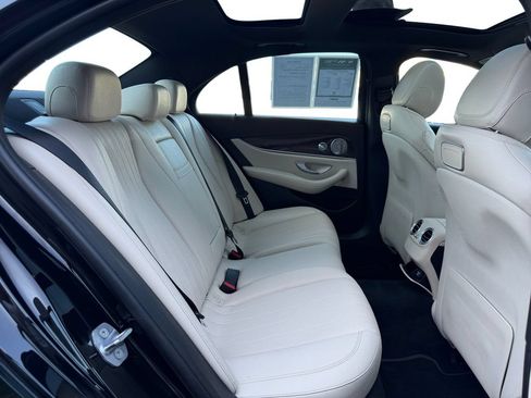 Used 2018 Mercedes-Benz E 300 image 18