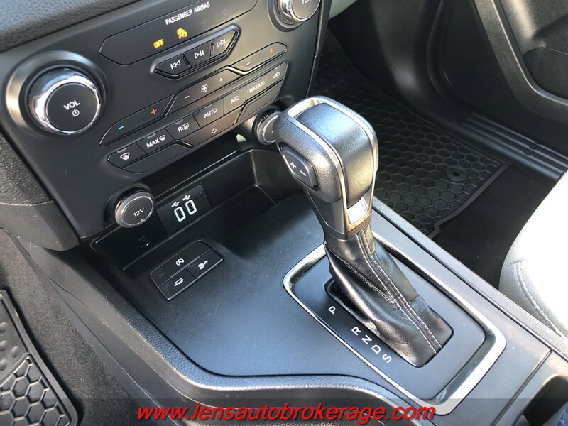 Used 2020 Ford Ranger XLT w/ Equipment Group 301A Mid RWD image 15