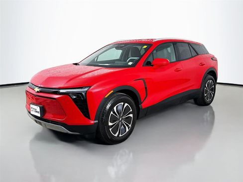 Used 2024 Chevrolet Blazer EV LT AWD/4WD image 5