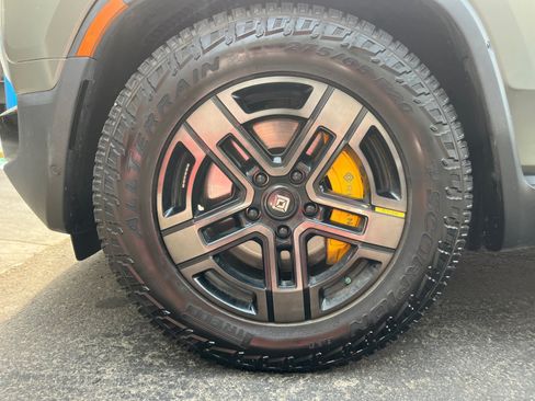 Used 2022 Rivian R1T Launch Edition AWD/4WD image 29
