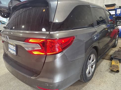 Used 2018 Honda Odyssey EX-L image 5