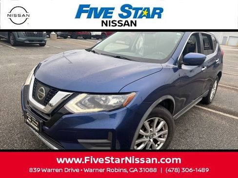 Used 2017 Nissan Rogue SV AWD/4WD image 14