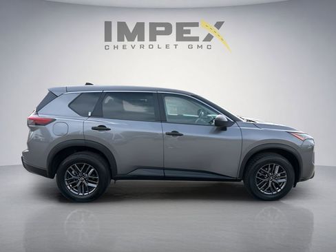 Used 2024 Nissan Rogue S FWD image 6