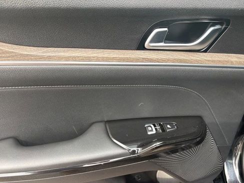 Used 2023 Kia K5 GT-Line image 34