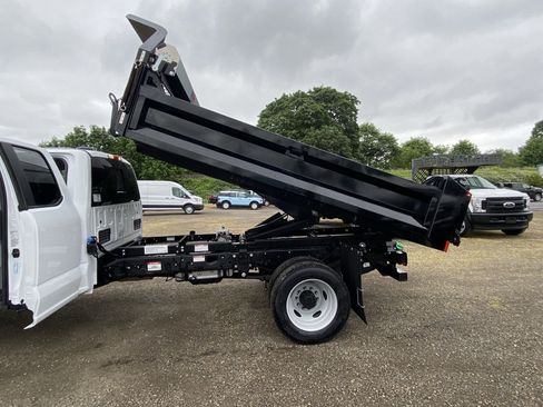 New 2025 Ford F450 XL image 10