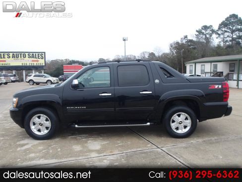 Used 2013 Chevrolet Avalanche LT w/ Suspension Package, Off-Road image 1
