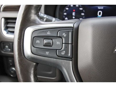 Used 2023 Chevrolet Tahoe Z71 w/ Luxury Package AWD/4WD image 16