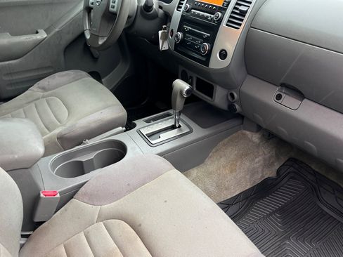 Used 2015 Nissan Frontier S image 14