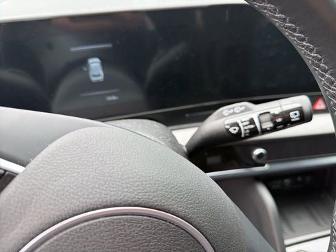 Used 2025 Kia Sportage EX w/ Premium Package image 14